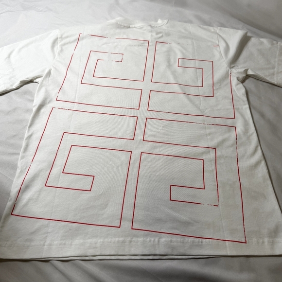 Givenchy White Tee with Red Stars - Picture 4 of 4